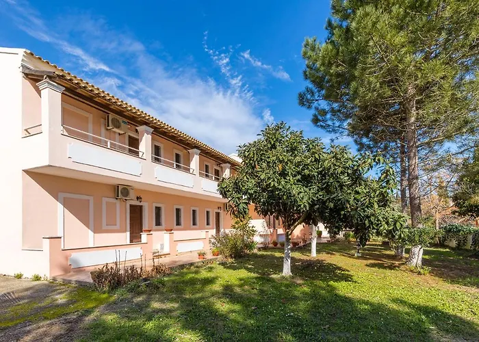 Nikos Pool House & 3* Sidárion
